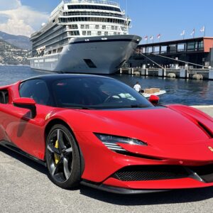 FERRARI SF90 STRADALE