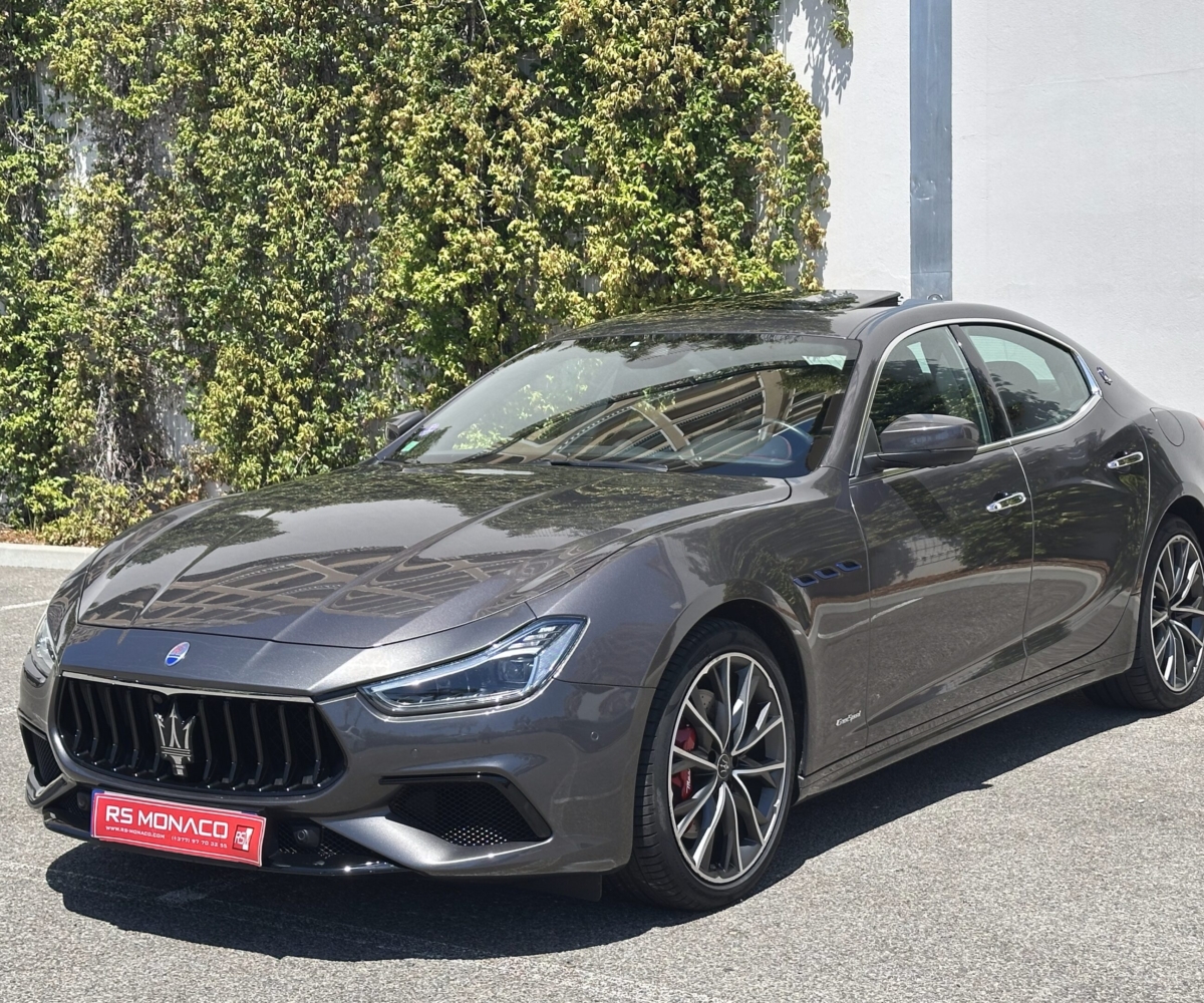 Maserati ghibli iii 2.0 hybrid 330 gransport