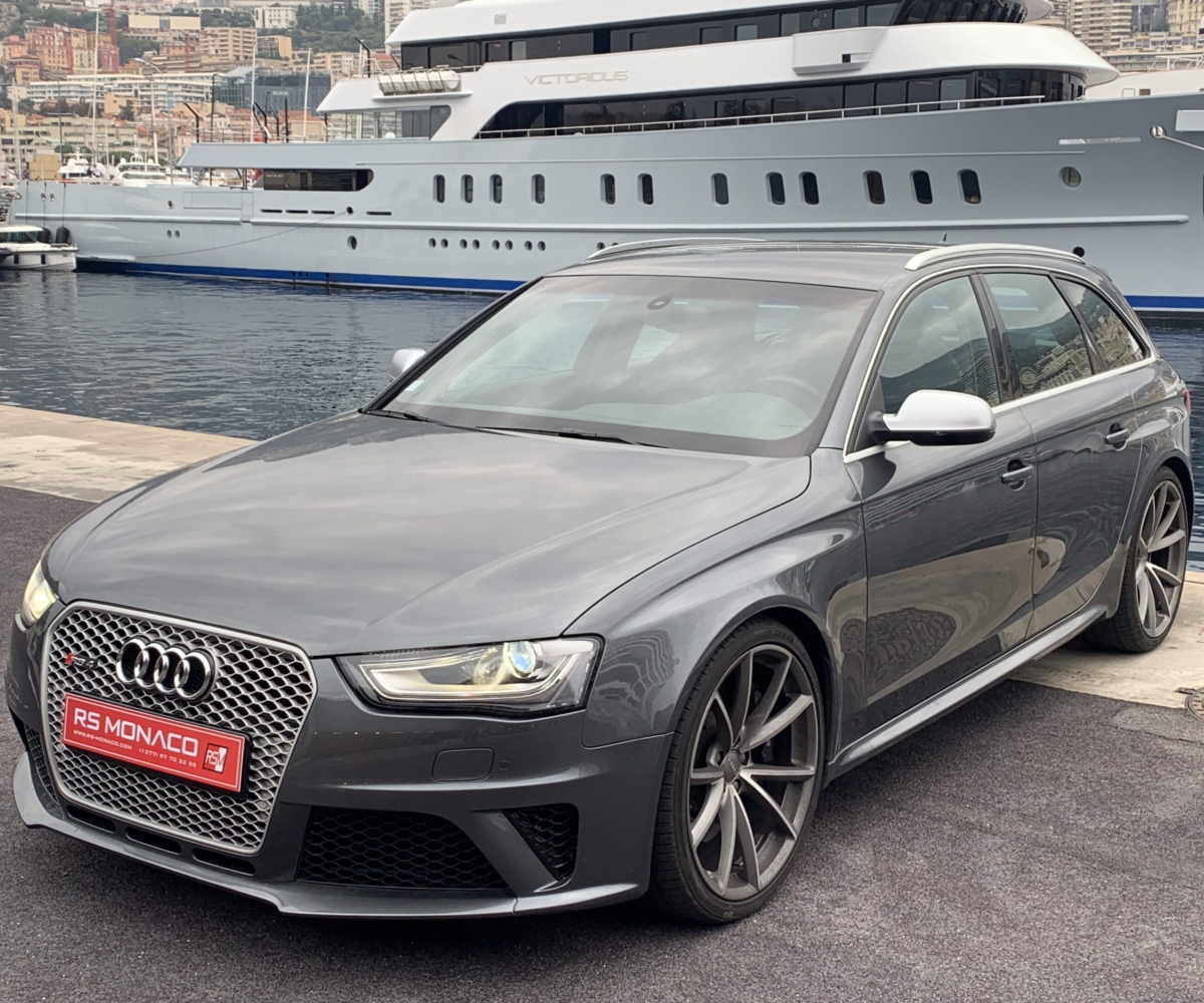 AUDI RS4 IV AVANT 4.2 V8 FSI 450 QUATTRO S TRONIC 7